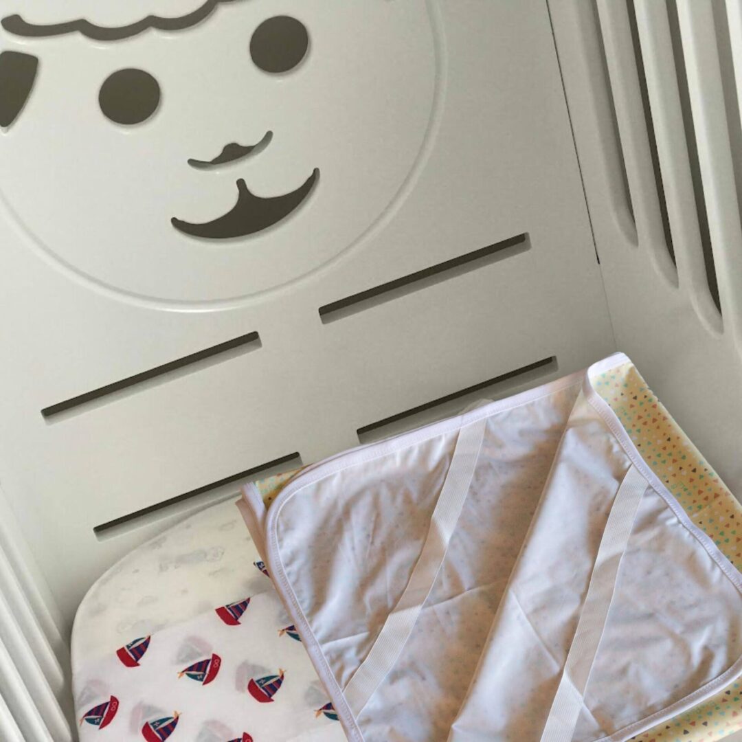 Cubrecolchon y funda elastica para cuna